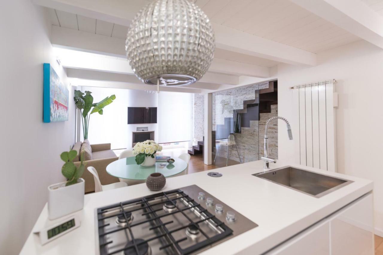 A Modo Nostro Design Home Каляри Екстериор снимка